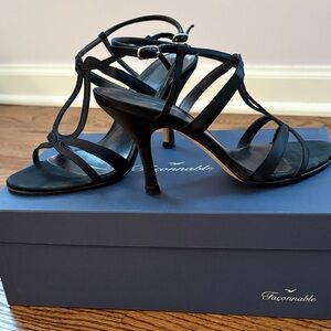 Faconnable Janine Dress Sandal size 7M in Black Satin